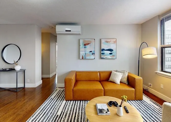 Avenue A909 Comfy 2Br, Pool, Gym, Parking