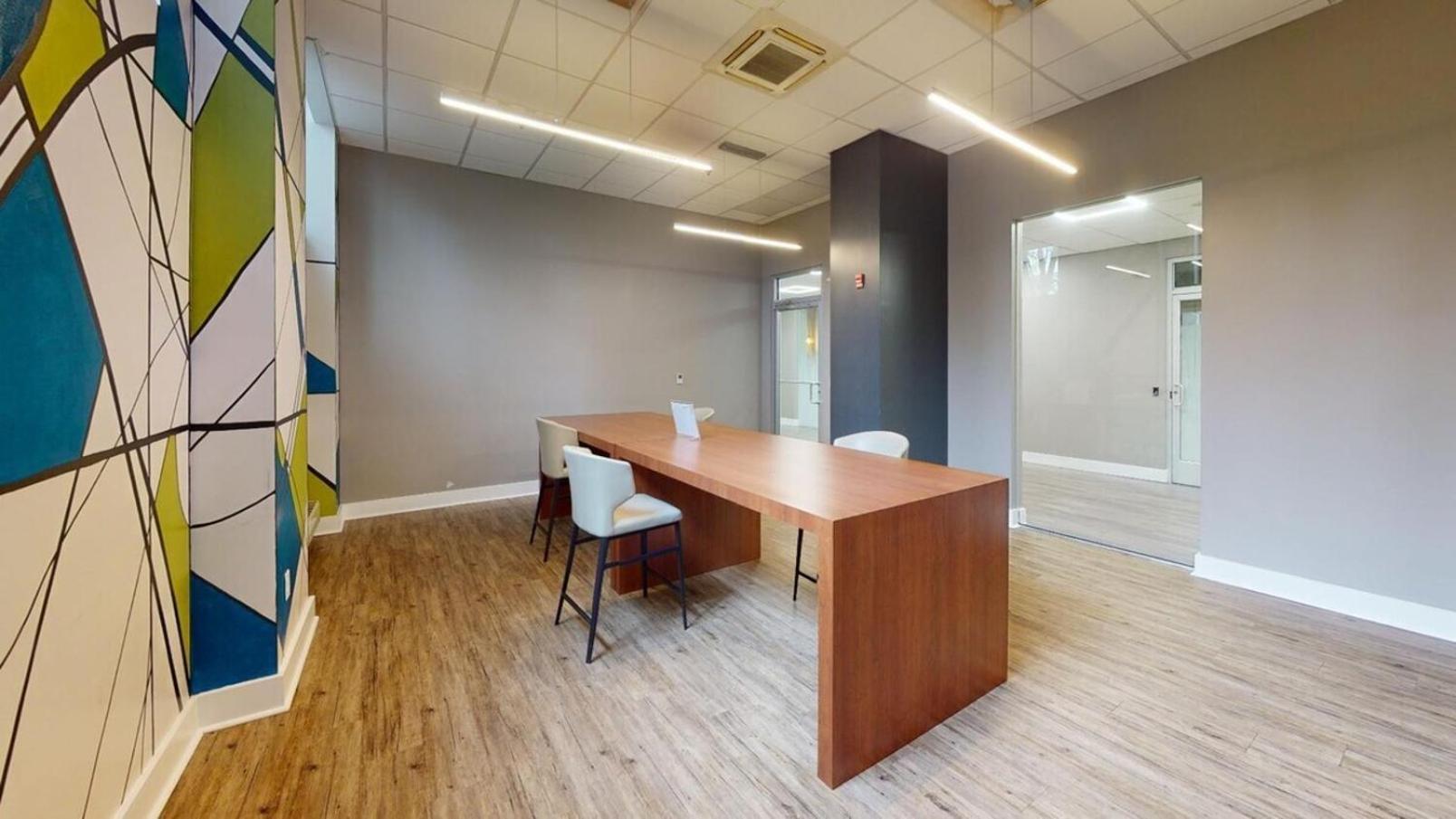 Avenue A909 Comfy 2br, Pool, Gym, Parking Apartment